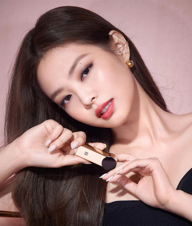 AI Powered Makeup Finds Perfect Shade For South Korean Beauty Fans