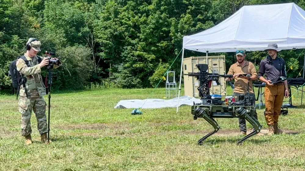 US Army Tests Gun-Mounted Robot Dogs in the Middle East