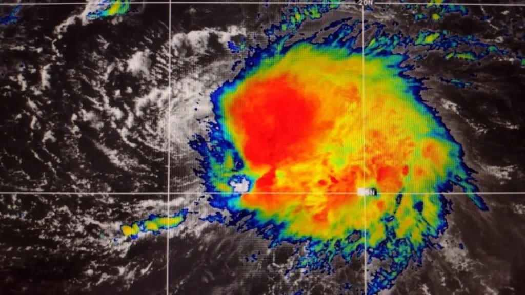 Google's AI Weather Prediction Model Outperforms Traditional Forecasting